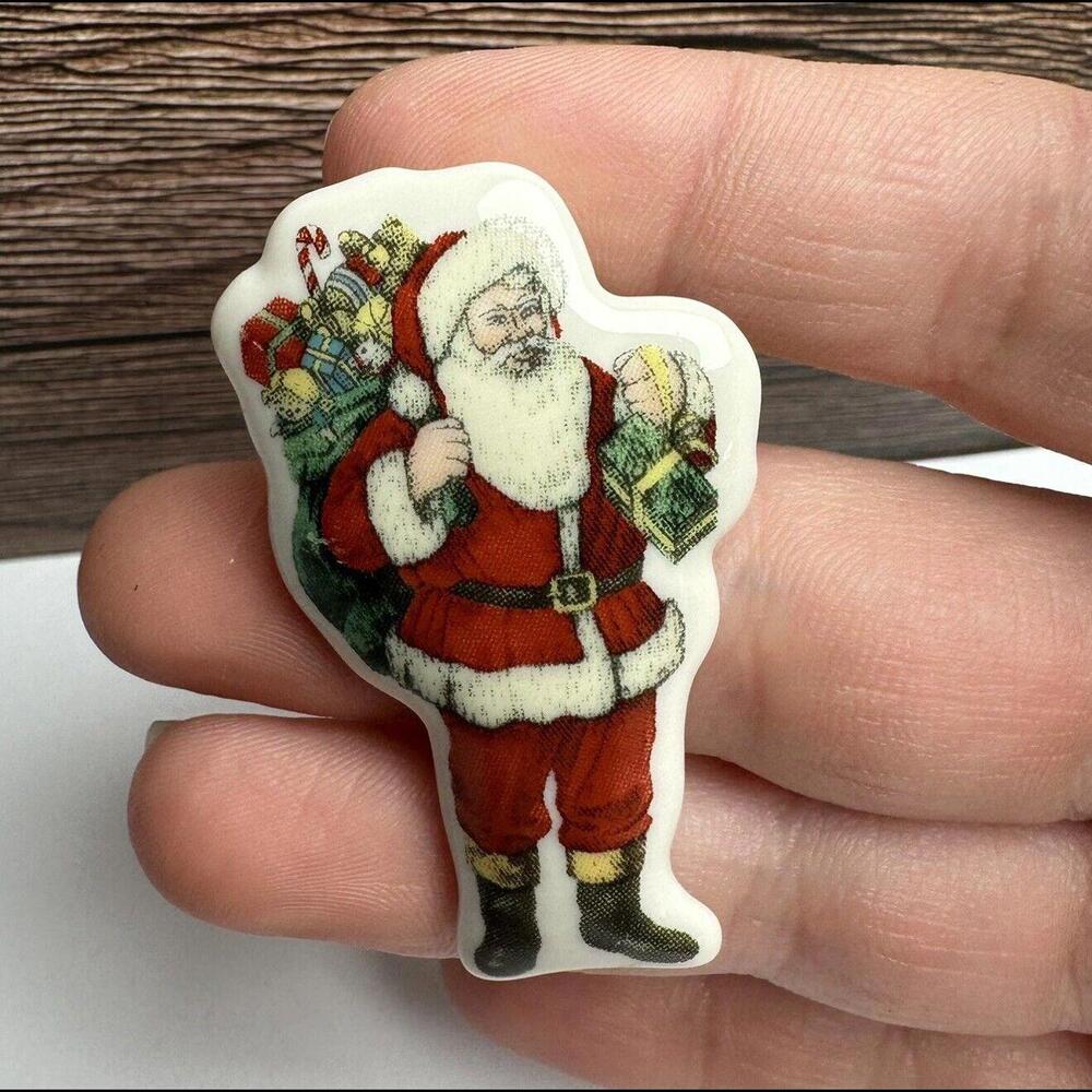 Spode Santa With Present Sack Christmas Porcelain Brooch Pin Holiday